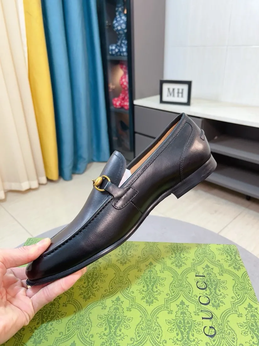 Men's shoes 💰500🌹🌹【GUCCI】The most popular classic Gucci leather shoes. Synchronized with the official website, the upper is made of Italian first-layer cowhide ➕cowhide lining, with unique brand and unique craftsmanship. Highlighting the hot style of the new year. Stop hesitating, stop wandering, get it now. Number: 38--44